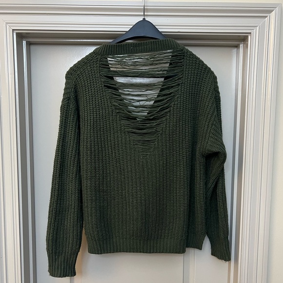 Distressed Sweater - Picture 5 of 6